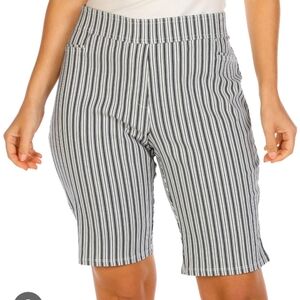 89th & Madison Black and White Striped Women's Bermudas
